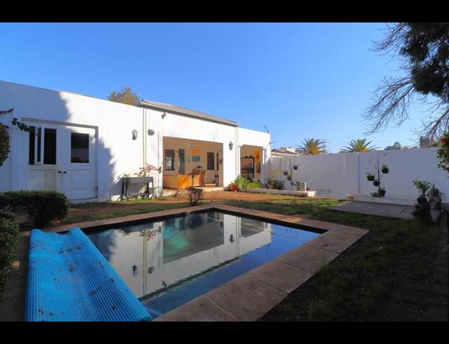 4 BEDROOM HOUSE FOR SALE IN PARKHURST